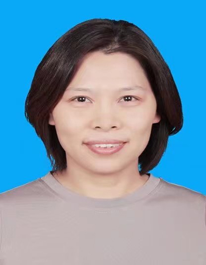 李春芹.jpg