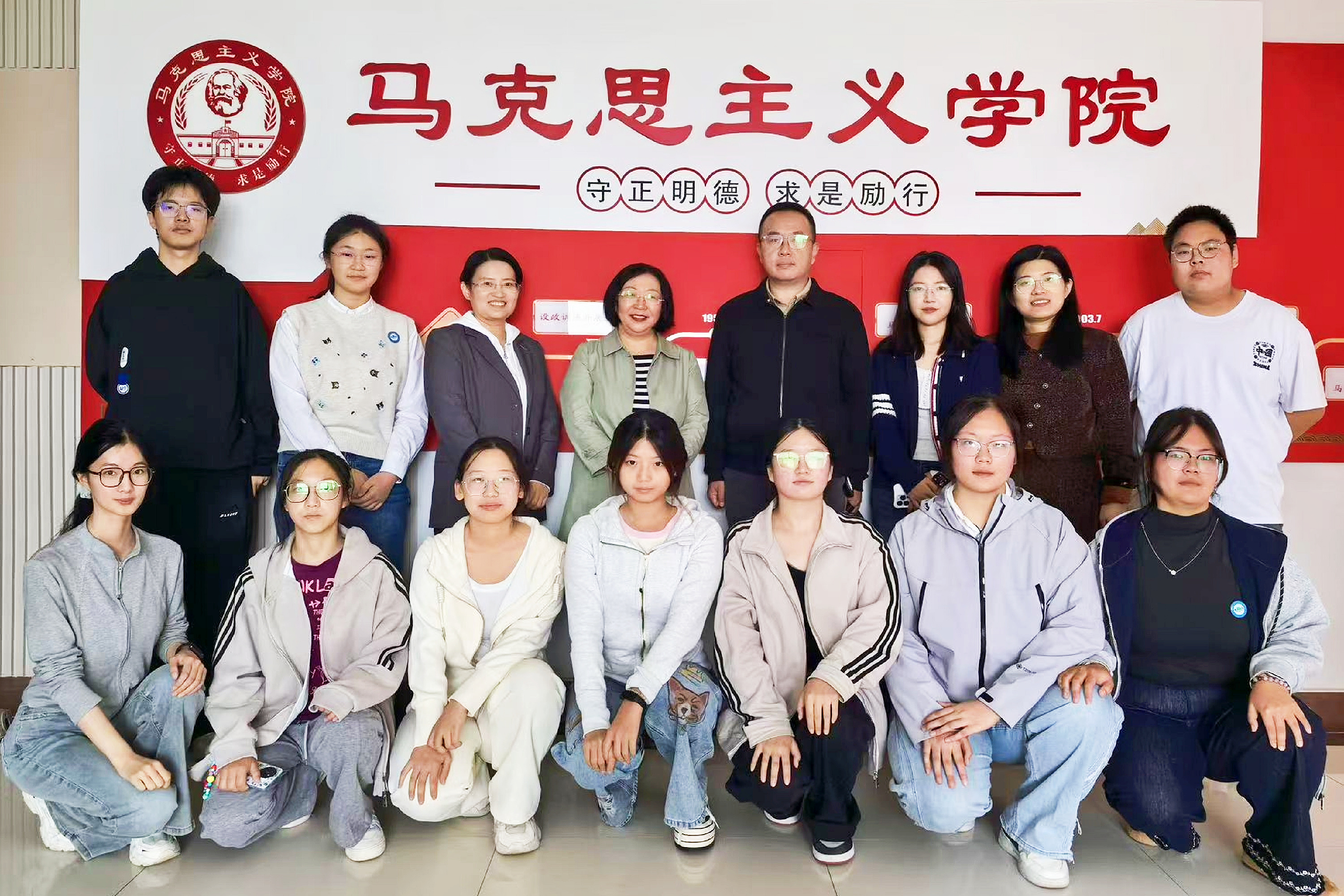 1761029215991042305.jpg 5a53ae188588f805b412ff3ed8ce0d7e.jpg