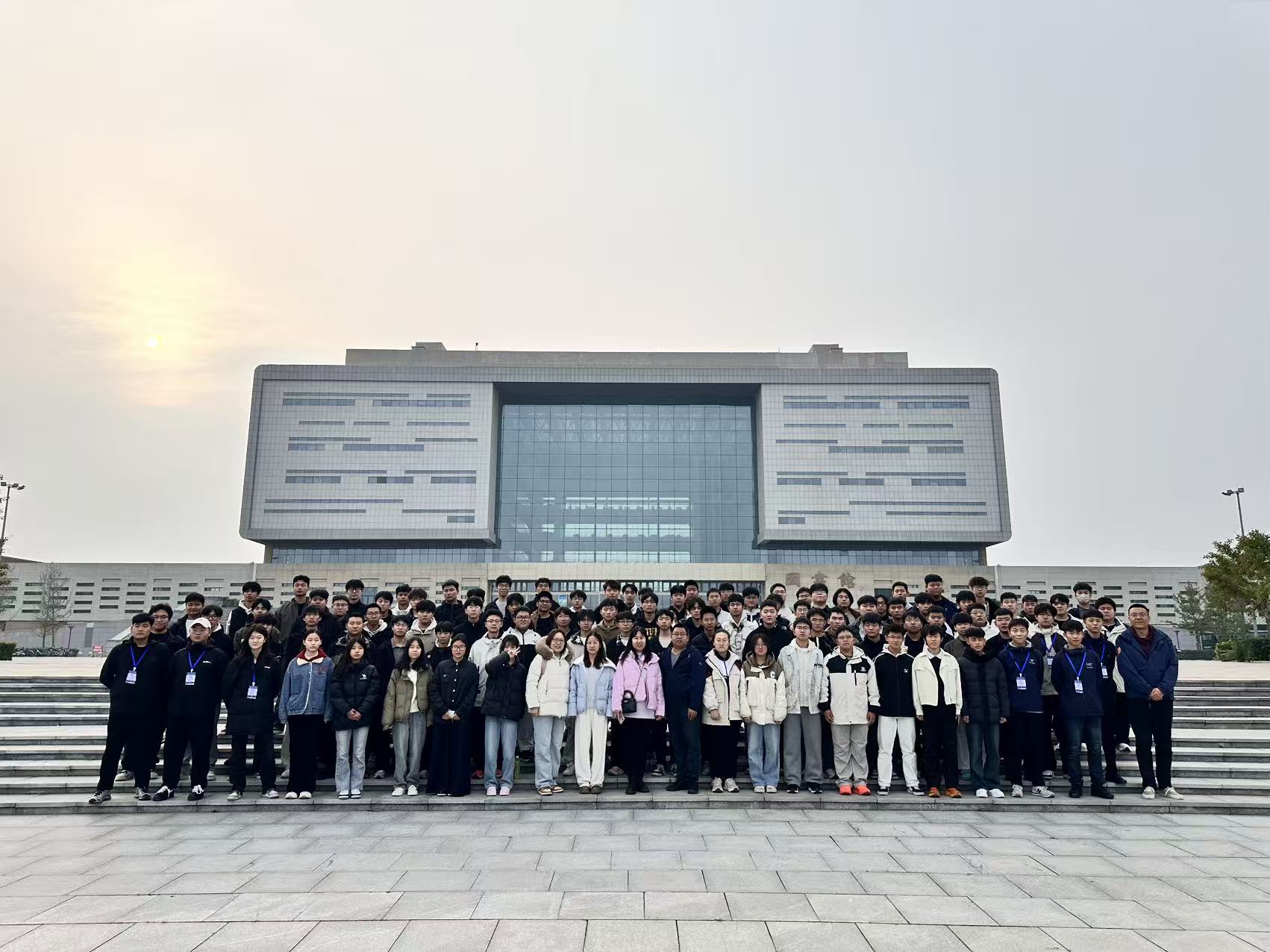 1761901041673031334.jpg 8c9a6d4ce77aedcd2ef7f1de0dc51e86.jpg