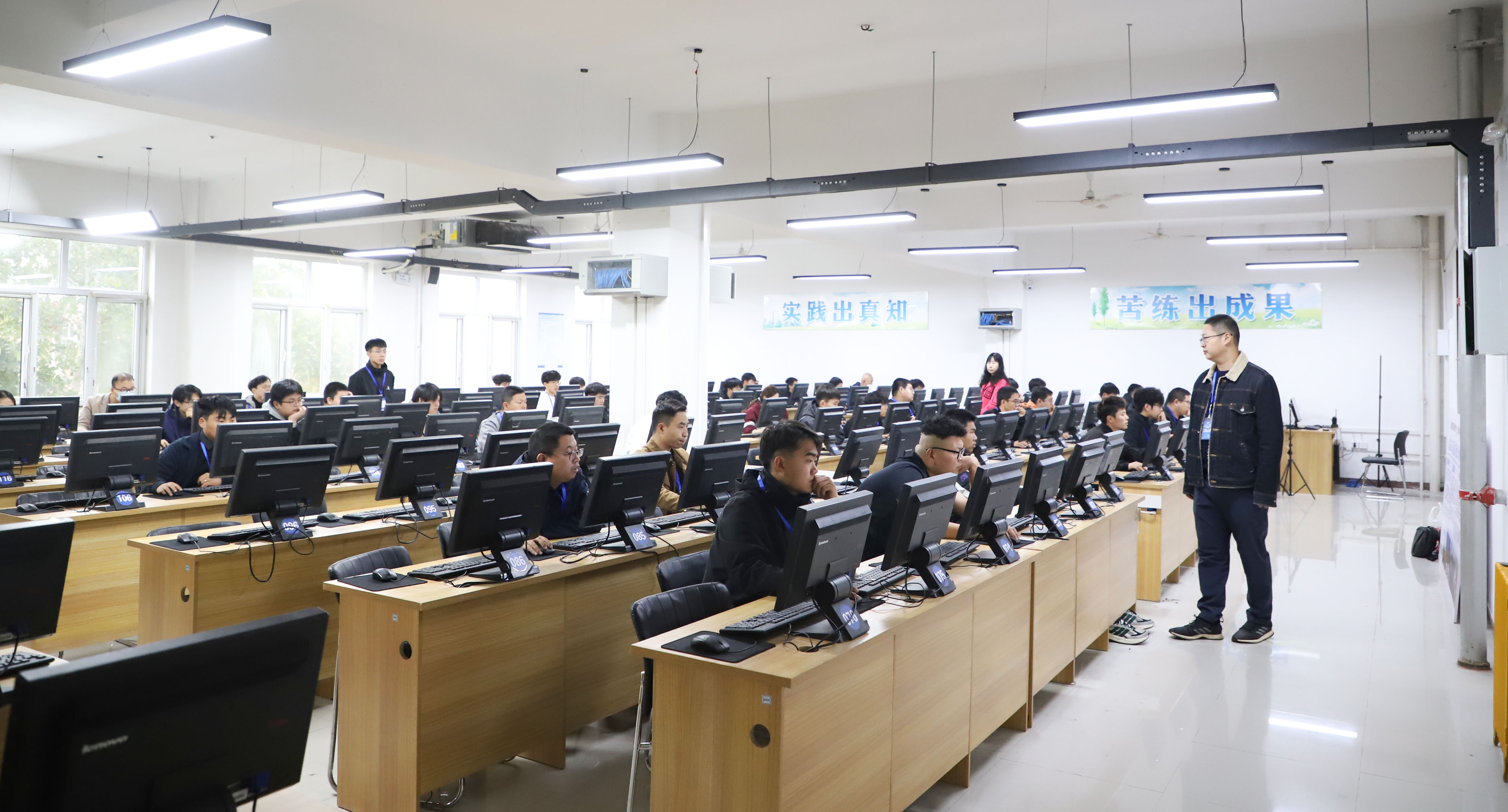 1761901437913005923.jpg 222.jpg