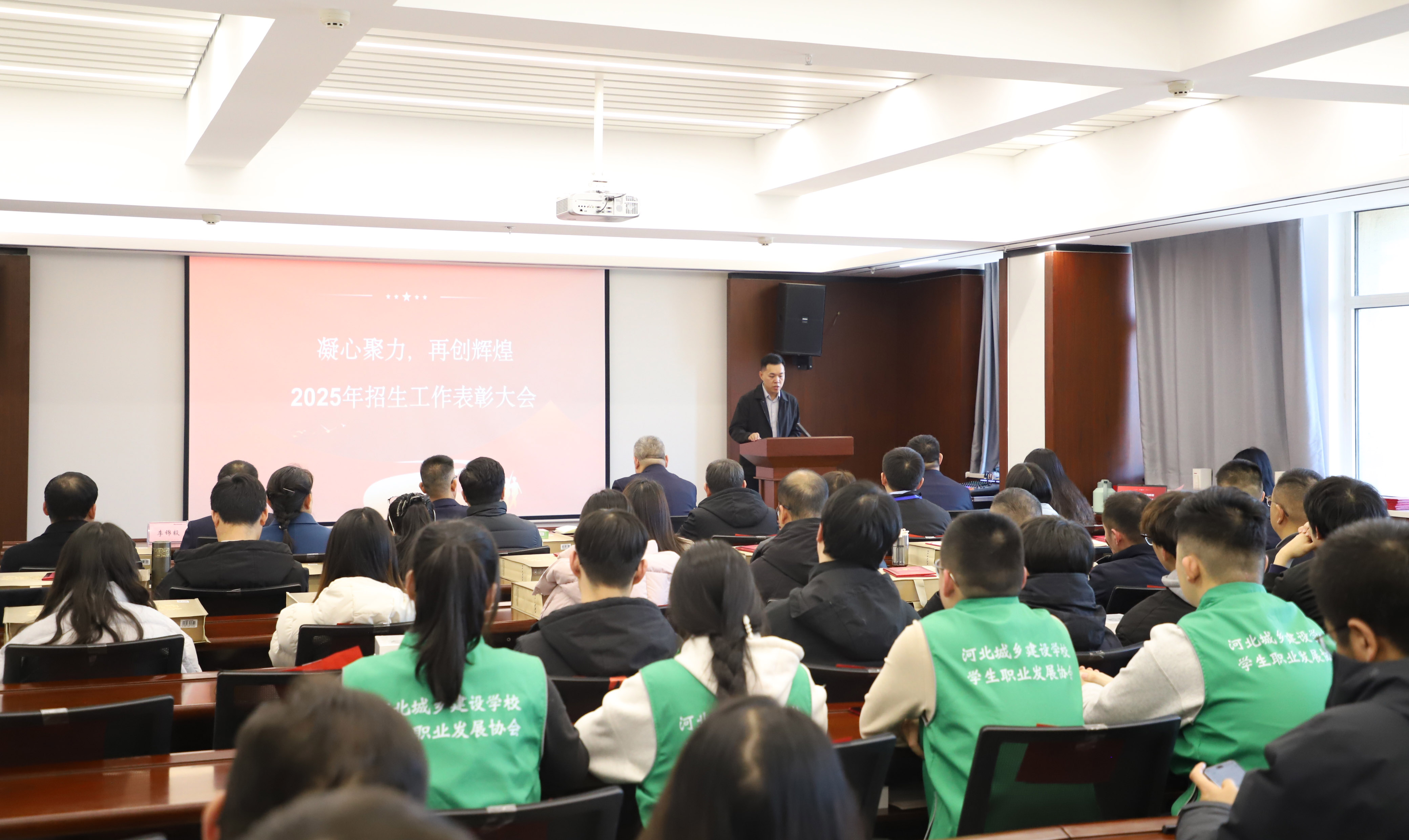 1766976764892052992.jpg IMG_4664.jpg